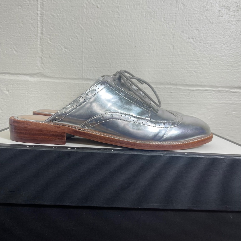Banana Republic Metallic Silver Leather Wingtip Oxford Mules Slip On Womens 8 M